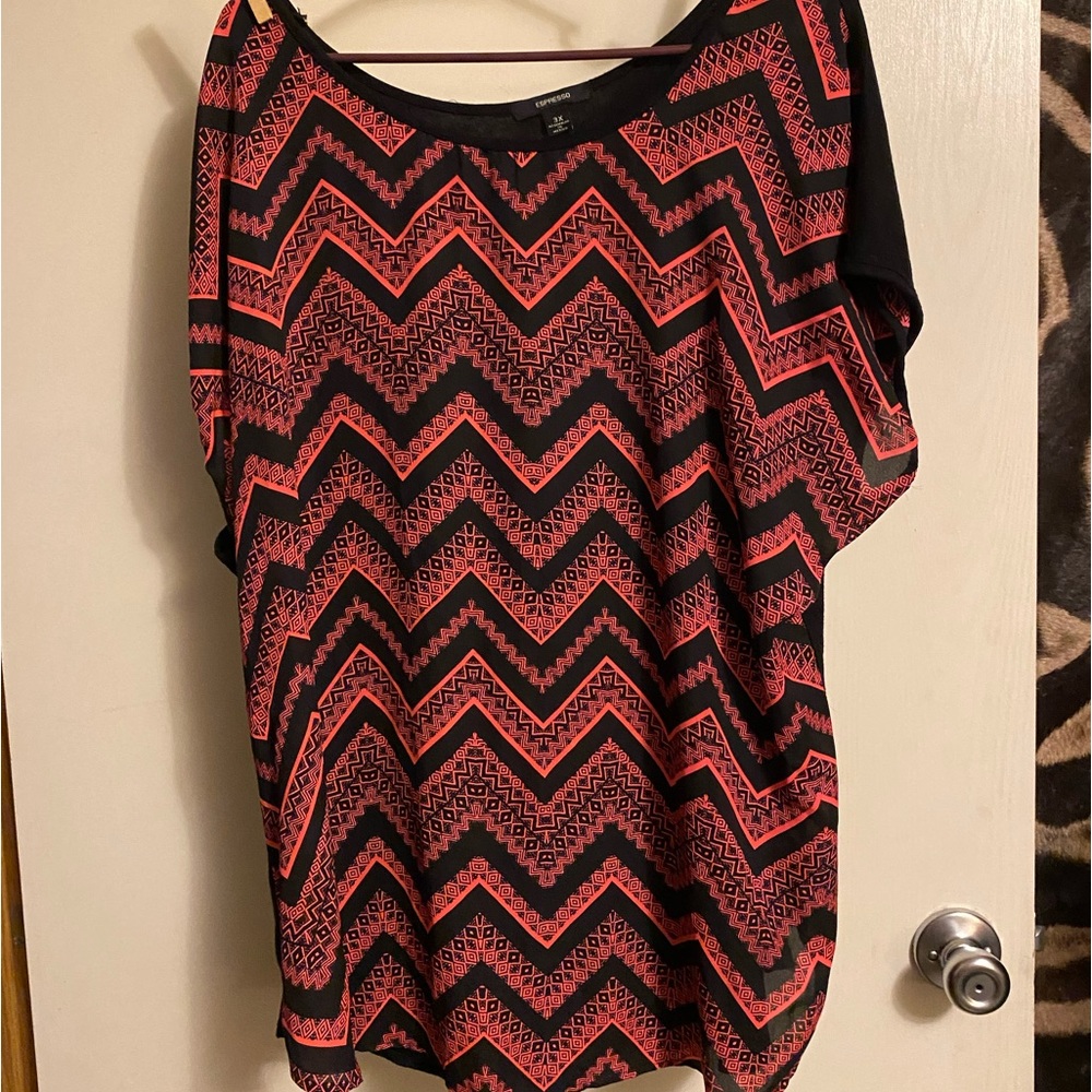 Espresso retro black short sleeve/sleeveless. NWOT. Size 3x
